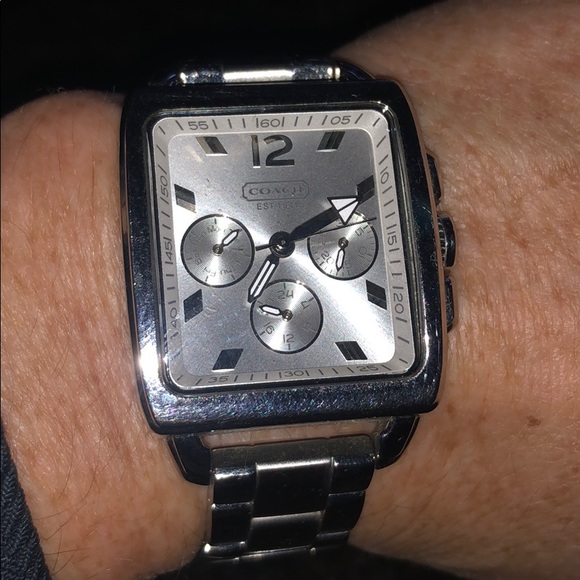 Women’s coach watch stainless steel. - Picture 3 of 5